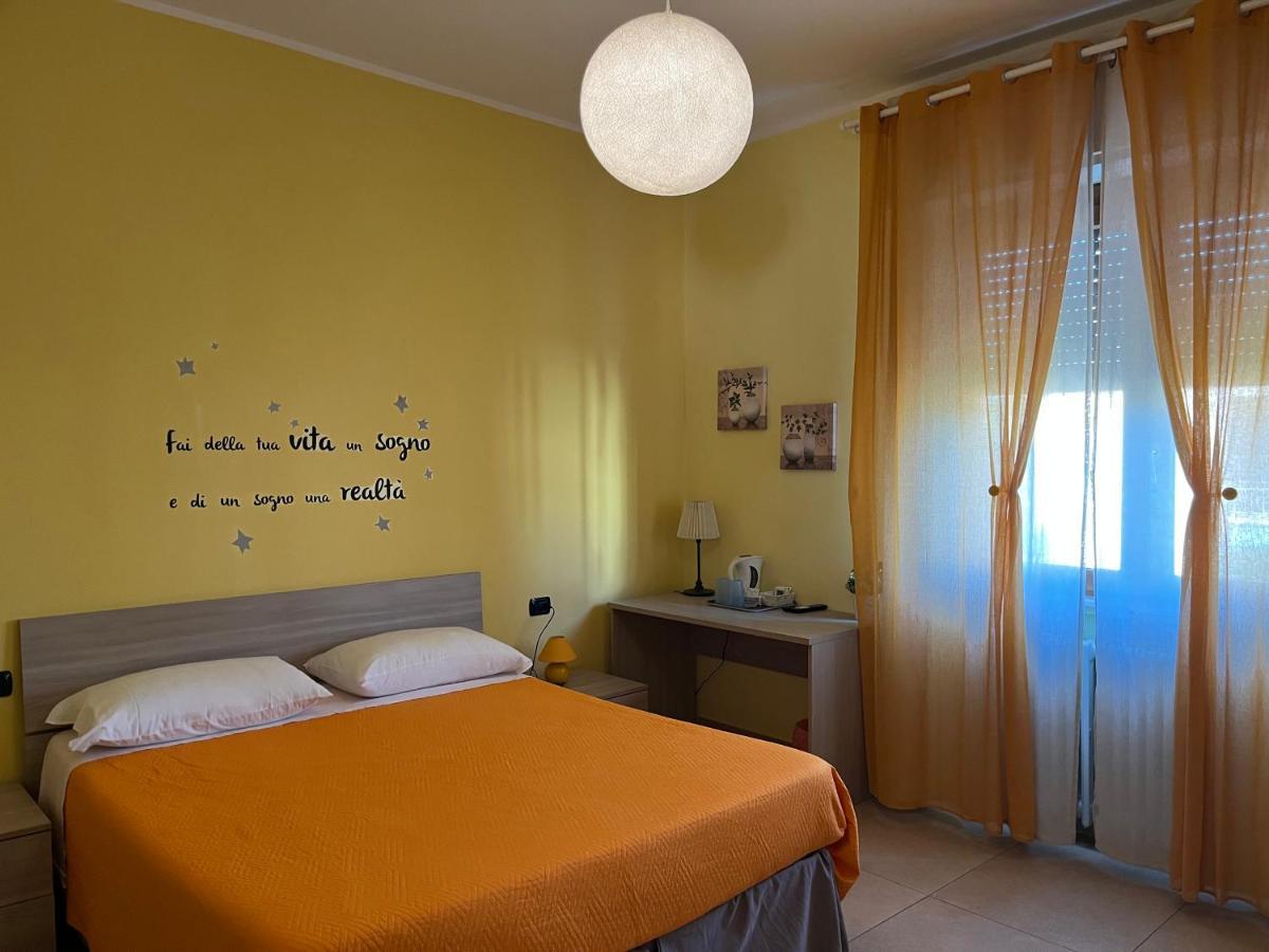 Color House Malpensa B&B Cassano Magnago Εξωτερικό φωτογραφία