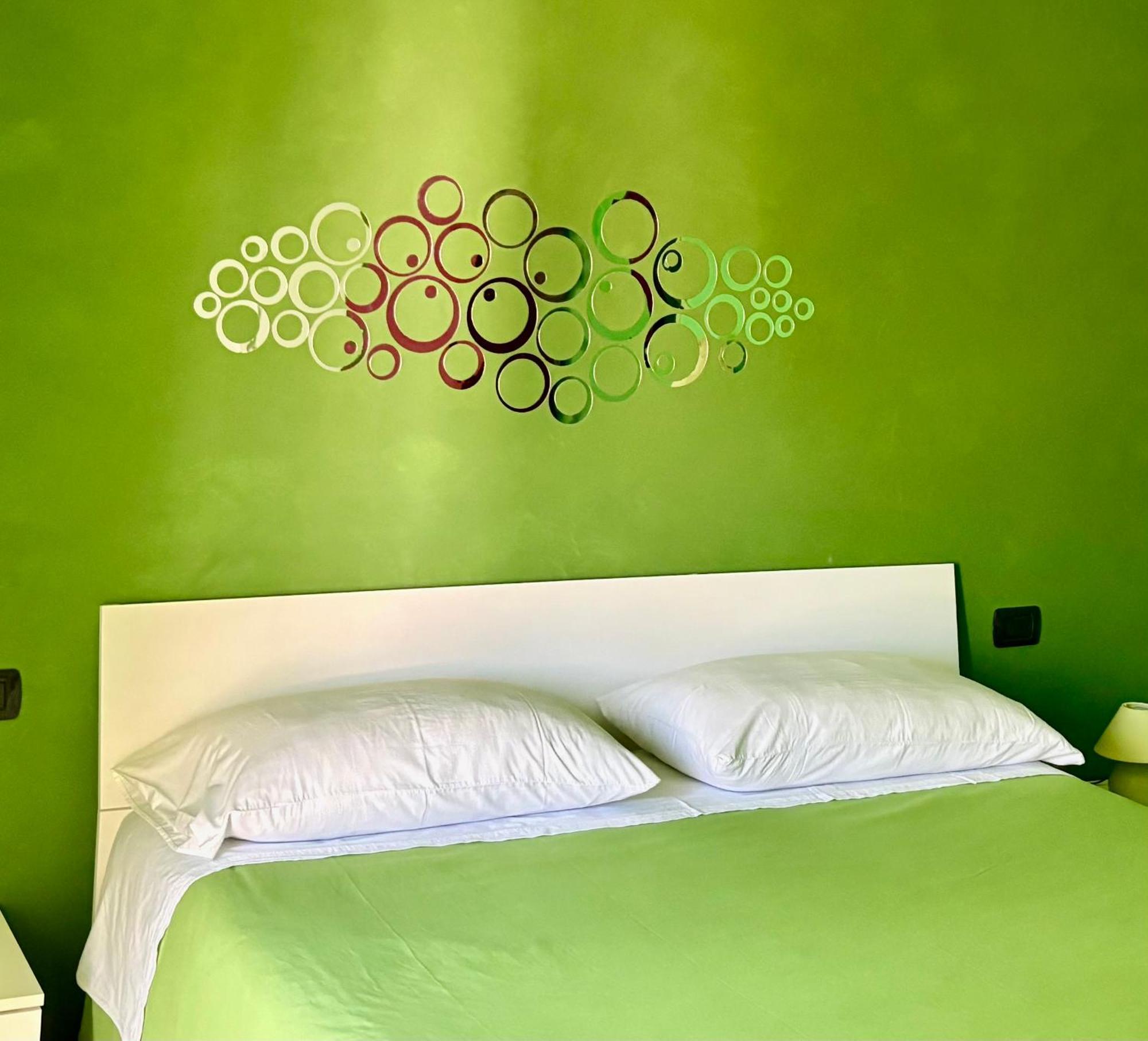 Color House Malpensa B&B Cassano Magnago Εξωτερικό φωτογραφία