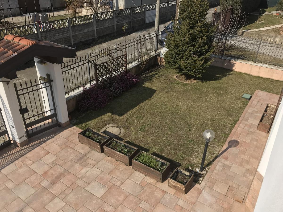Color House Malpensa B&B Cassano Magnago Εξωτερικό φωτογραφία